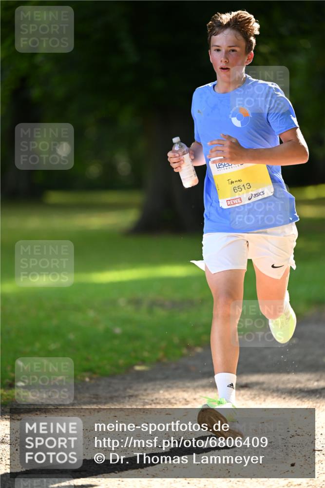 25.08.2024 - 20. Blankeneser Heldenlauf Dr. Thomas Lammeyer http://msf.ph/oto/6806409 25.08.2024 10:12:55 Laufen 6513 meine-sportfotos.de
