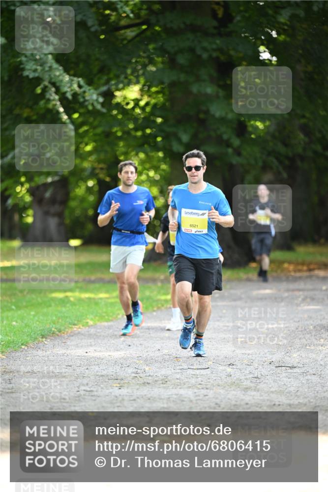 25.08.2024 - 20. Blankeneser Heldenlauf Dr. Thomas Lammeyer http://msf.ph/oto/6806415 25.08.2024 10:13:00 Laufen 6521 meine-sportfotos.de