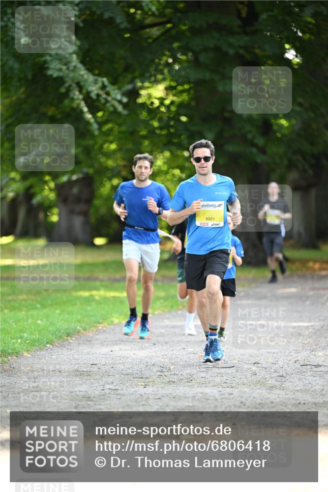 25.08.2024 - 20. Blankeneser Heldenlauf Dr. Thomas Lammeyer http://msf.ph/oto/6806418 25.08.2024 10:13:01 Laufen 6521 meine-sportfotos.de