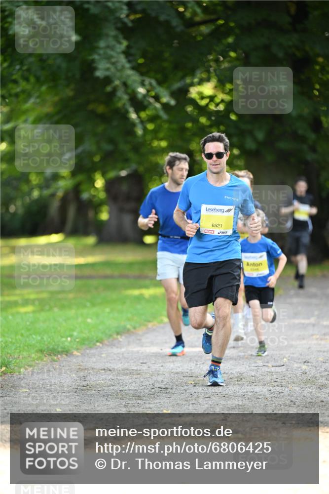 25.08.2024 - 20. Blankeneser Heldenlauf Dr. Thomas Lammeyer http://msf.ph/oto/6806425 25.08.2024 10:13:02 Laufen 6521 meine-sportfotos.de