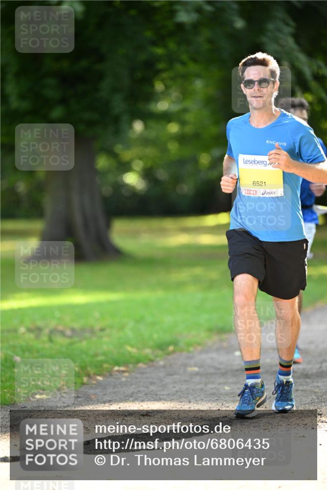 25.08.2024 - 20. Blankeneser Heldenlauf Dr. Thomas Lammeyer http://msf.ph/oto/6806435 25.08.2024 10:13:03 Laufen 6521 meine-sportfotos.de