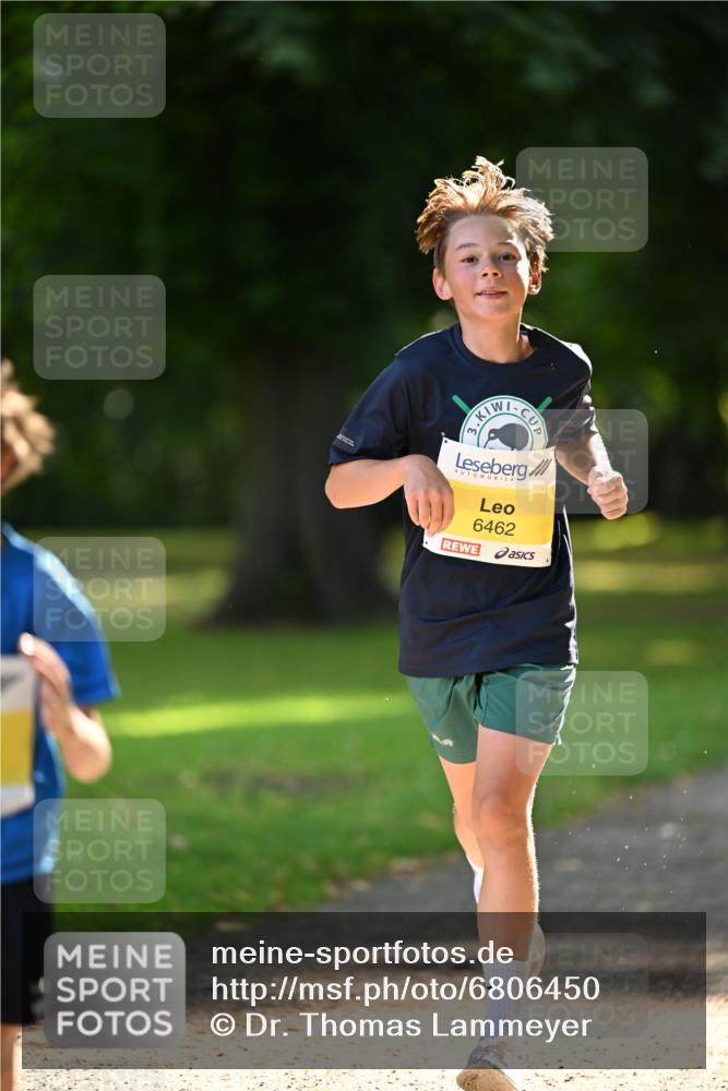 25.08.2024 - 20. Blankeneser Heldenlauf Dr. Thomas Lammeyer http://msf.ph/oto/6806450 25.08.2024 10:13:06 Laufen 6462 meine-sportfotos.de