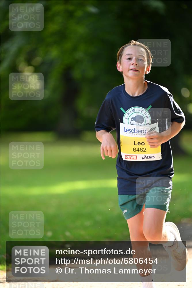 25.08.2024 - 20. Blankeneser Heldenlauf Dr. Thomas Lammeyer http://msf.ph/oto/6806454 25.08.2024 10:13:07 Laufen 6462 meine-sportfotos.de
