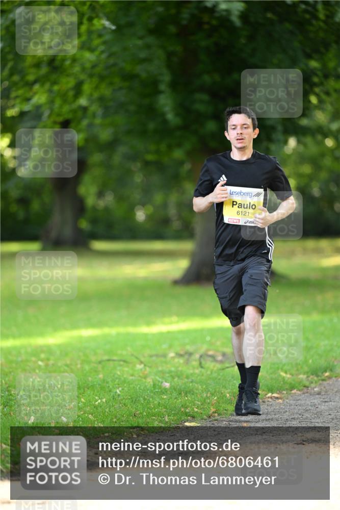 25.08.2024 - 20. Blankeneser Heldenlauf Dr. Thomas Lammeyer http://msf.ph/oto/6806461 25.08.2024 10:13:10 Laufen 6121 meine-sportfotos.de
