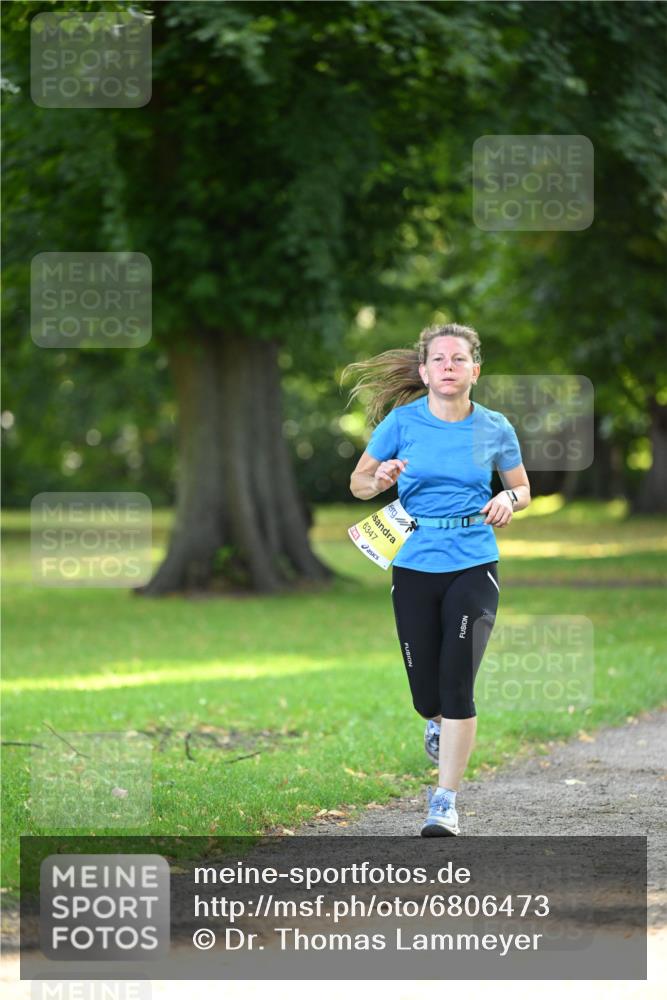 25.08.2024 - 20. Blankeneser Heldenlauf Dr. Thomas Lammeyer http://msf.ph/oto/6806473 25.08.2024 10:13:15 Laufen 6347 meine-sportfotos.de