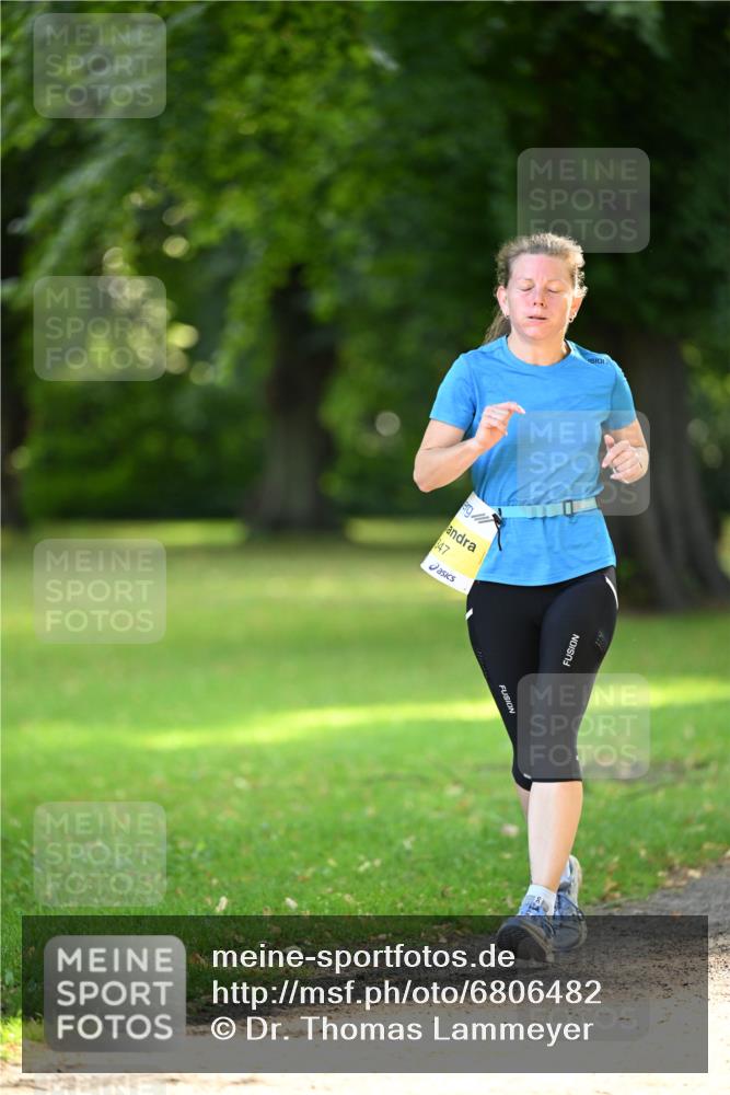 25.08.2024 - 20. Blankeneser Heldenlauf Dr. Thomas Lammeyer http://msf.ph/oto/6806482 25.08.2024 10:13:16 Laufen 347 meine-sportfotos.de