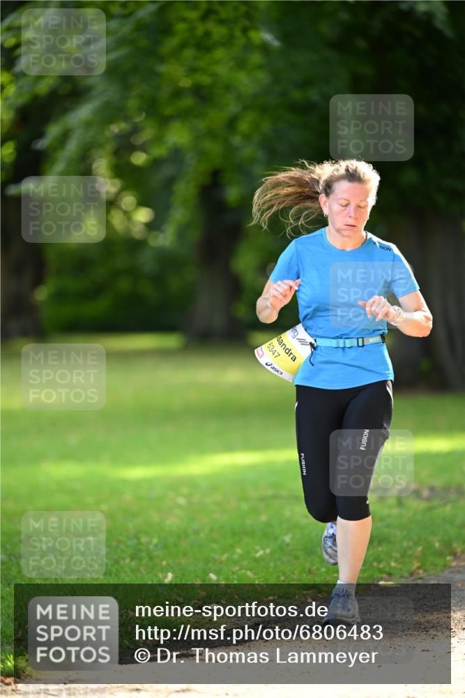 25.08.2024 - 20. Blankeneser Heldenlauf Dr. Thomas Lammeyer http://msf.ph/oto/6806483 25.08.2024 10:13:16 Laufen 6347 meine-sportfotos.de