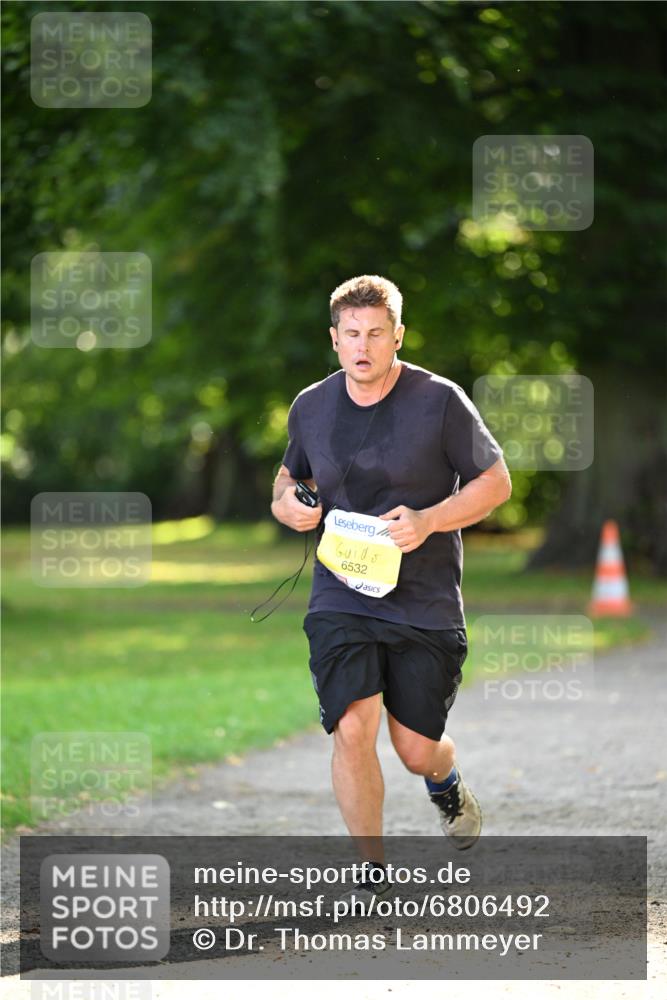 25.08.2024 - 20. Blankeneser Heldenlauf Dr. Thomas Lammeyer http://msf.ph/oto/6806492 25.08.2024 10:13:21 Laufen 6532 meine-sportfotos.de