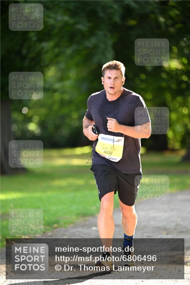 25.08.2024 - 20. Blankeneser Heldenlauf Dr. Thomas Lammeyer http://msf.ph/oto/6806496 25.08.2024 10:13:21 Laufen 6532 meine-sportfotos.de