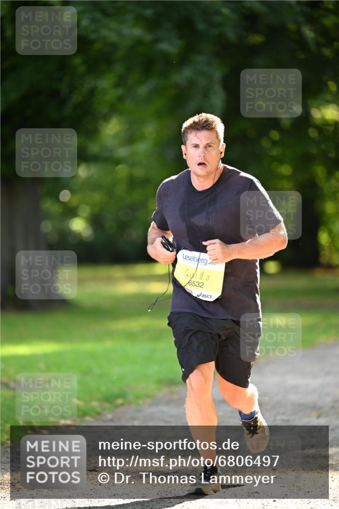 25.08.2024 - 20. Blankeneser Heldenlauf Dr. Thomas Lammeyer http://msf.ph/oto/6806497 25.08.2024 10:13:21 Laufen 64105, 6532 meine-sportfotos.de