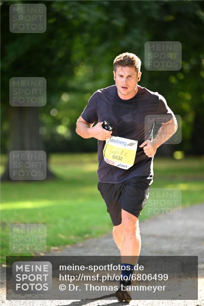 25.08.2024 - 20. Blankeneser Heldenlauf Dr. Thomas Lammeyer http://msf.ph/oto/6806499 25.08.2024 10:13:21 Laufen 6532 meine-sportfotos.de