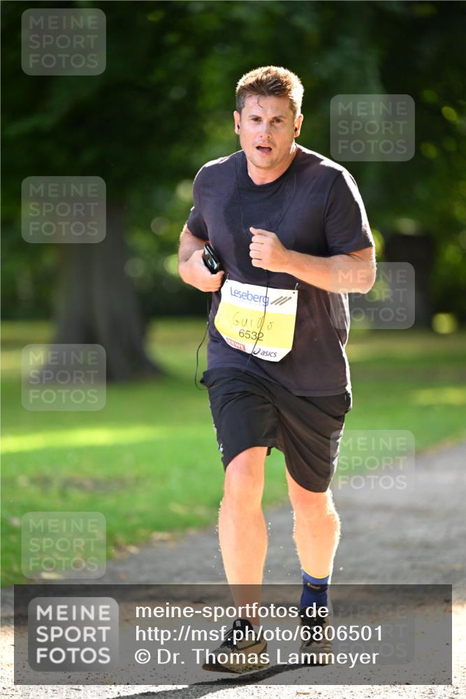 25.08.2024 - 20. Blankeneser Heldenlauf Dr. Thomas Lammeyer http://msf.ph/oto/6806501 25.08.2024 10:13:22 Laufen 6532 meine-sportfotos.de