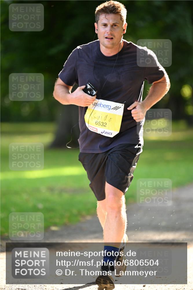 25.08.2024 - 20. Blankeneser Heldenlauf Dr. Thomas Lammeyer http://msf.ph/oto/6806504 25.08.2024 10:13:22 Laufen 6532 meine-sportfotos.de