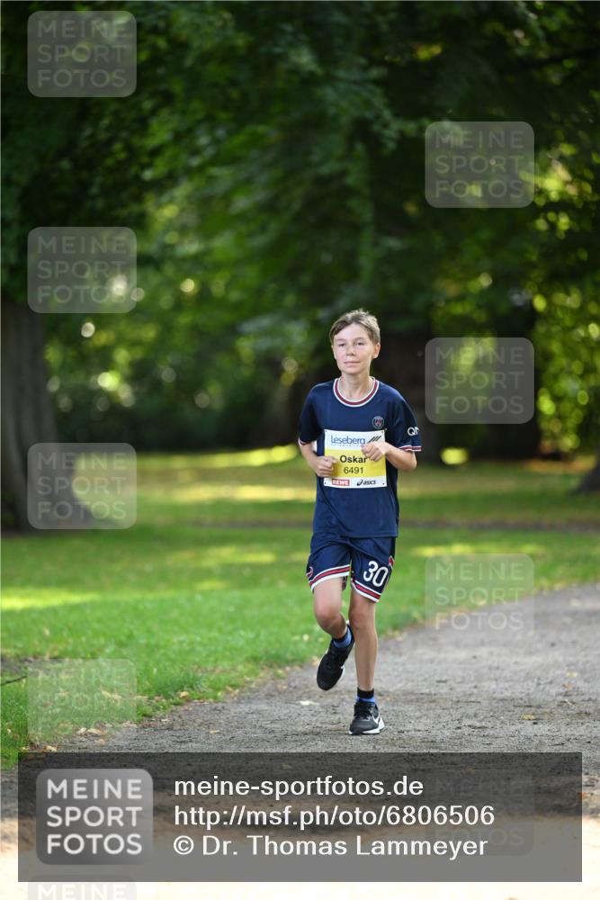 25.08.2024 - 20. Blankeneser Heldenlauf Dr. Thomas Lammeyer http://msf.ph/oto/6806506 25.08.2024 10:13:26 Laufen 6491, 30 meine-sportfotos.de