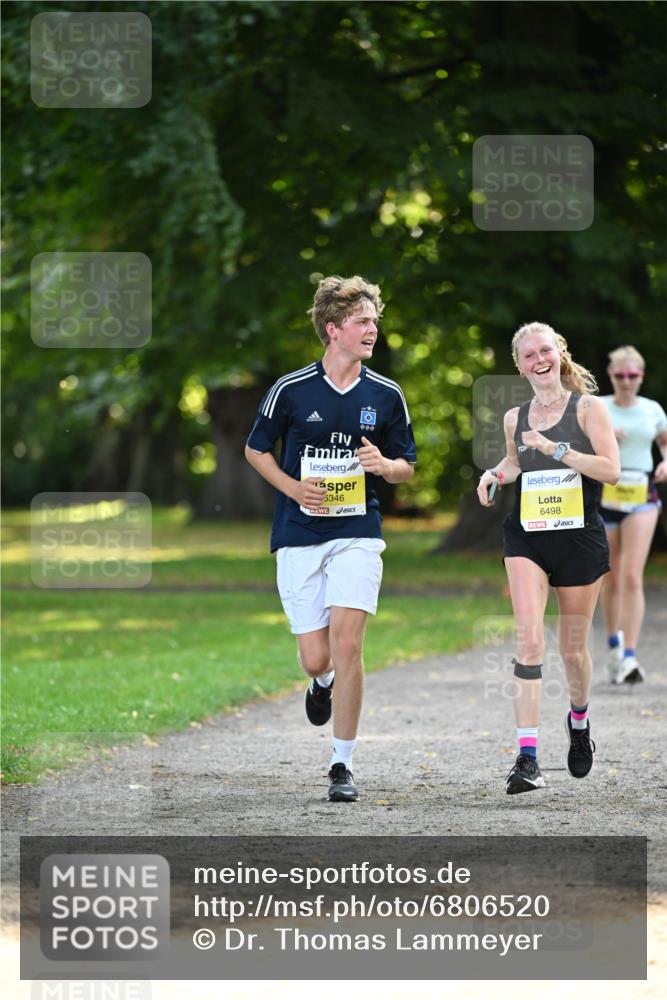 25.08.2024 - 20. Blankeneser Heldenlauf Dr. Thomas Lammeyer http://msf.ph/oto/6806520 25.08.2024 10:13:29 Laufen 6346, 6498 meine-sportfotos.de