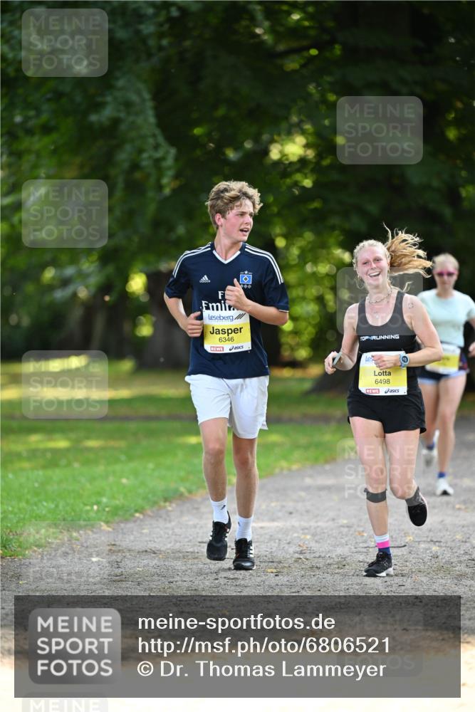 25.08.2024 - 20. Blankeneser Heldenlauf Dr. Thomas Lammeyer http://msf.ph/oto/6806521 25.08.2024 10:13:29 Laufen 6346, 6498, 0 meine-sportfotos.de