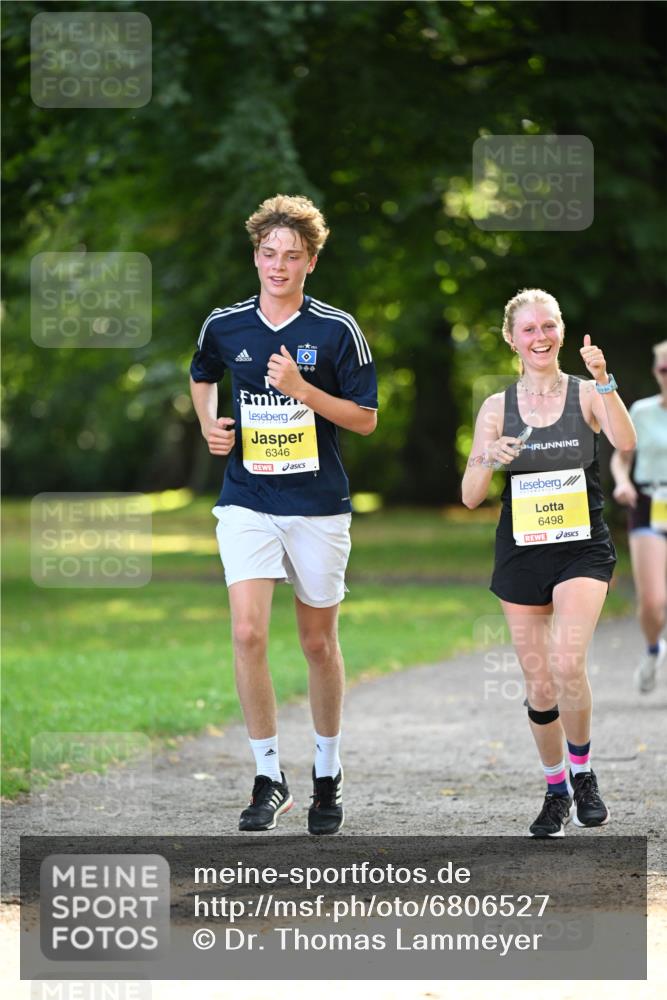 25.08.2024 - 20. Blankeneser Heldenlauf Dr. Thomas Lammeyer http://msf.ph/oto/6806527 25.08.2024 10:13:30 Laufen 6346, 6498 meine-sportfotos.de