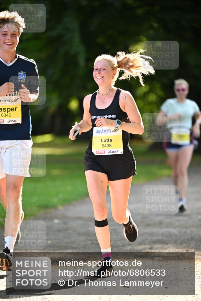 25.08.2024 - 20. Blankeneser Heldenlauf Dr. Thomas Lammeyer http://msf.ph/oto/6806533 25.08.2024 10:13:31 Laufen 6346, 6498 meine-sportfotos.de