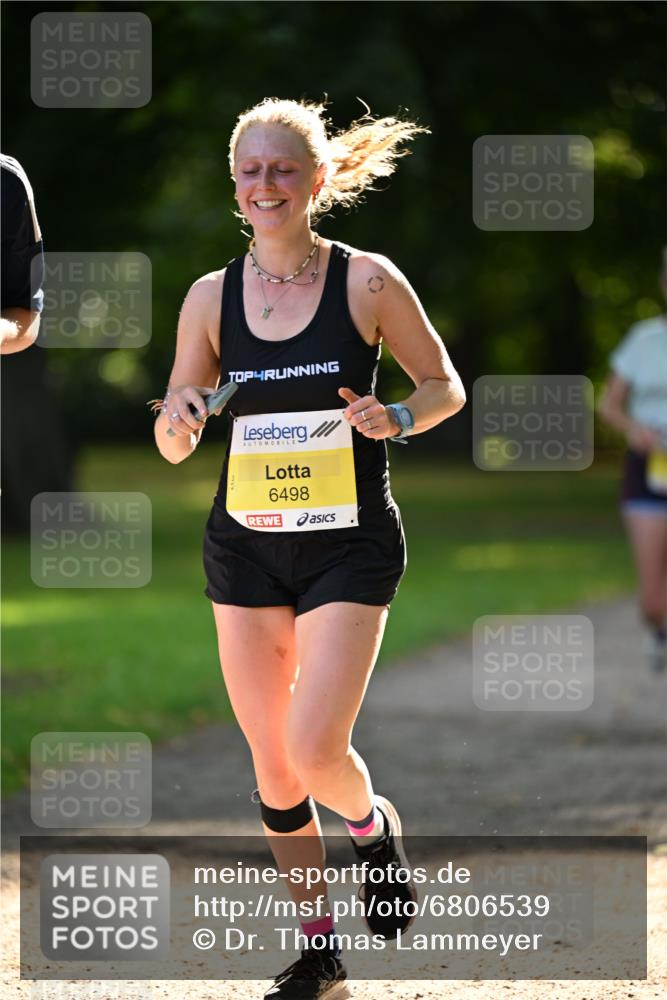 25.08.2024 - 20. Blankeneser Heldenlauf Dr. Thomas Lammeyer http://msf.ph/oto/6806539 25.08.2024 10:13:32 Laufen 6498 meine-sportfotos.de
