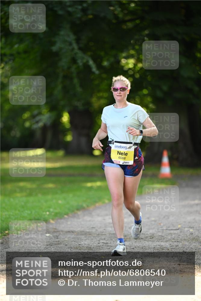 25.08.2024 - 20. Blankeneser Heldenlauf Dr. Thomas Lammeyer http://msf.ph/oto/6806540 25.08.2024 10:13:33 Laufen 6088 meine-sportfotos.de