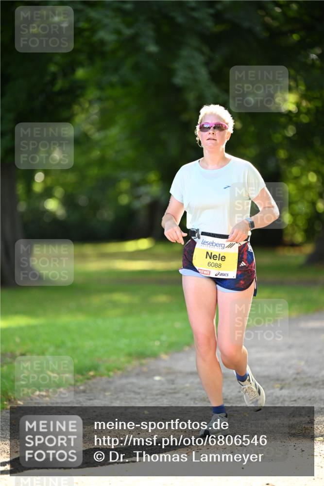 25.08.2024 - 20. Blankeneser Heldenlauf Dr. Thomas Lammeyer http://msf.ph/oto/6806546 25.08.2024 10:13:34 Laufen 6088 meine-sportfotos.de