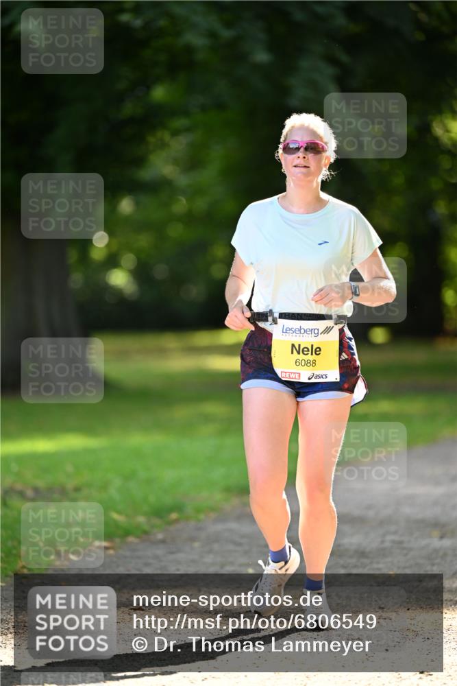 25.08.2024 - 20. Blankeneser Heldenlauf Dr. Thomas Lammeyer http://msf.ph/oto/6806549 25.08.2024 10:13:34 Laufen 6088 meine-sportfotos.de