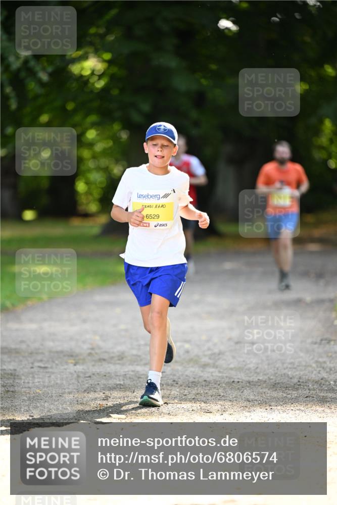 25.08.2024 - 20. Blankeneser Heldenlauf Dr. Thomas Lammeyer http://msf.ph/oto/6806574 25.08.2024 10:13:46 Laufen 6529 meine-sportfotos.de