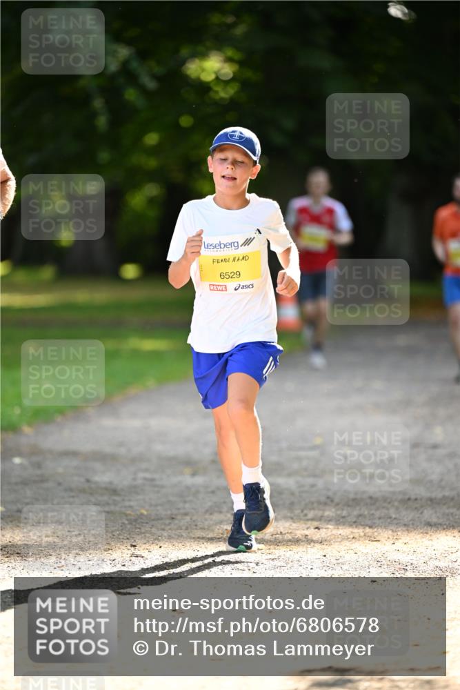 25.08.2024 - 20. Blankeneser Heldenlauf Dr. Thomas Lammeyer http://msf.ph/oto/6806578 25.08.2024 10:13:46 Laufen 6529 meine-sportfotos.de