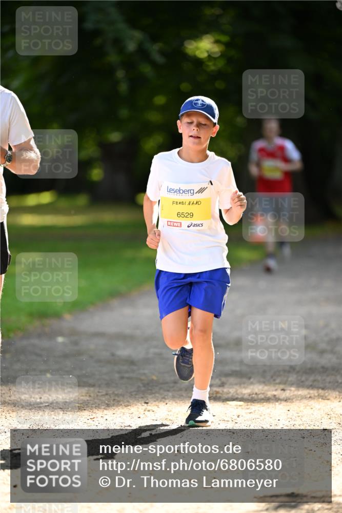 25.08.2024 - 20. Blankeneser Heldenlauf Dr. Thomas Lammeyer http://msf.ph/oto/6806580 25.08.2024 10:13:46 Laufen 6529 meine-sportfotos.de