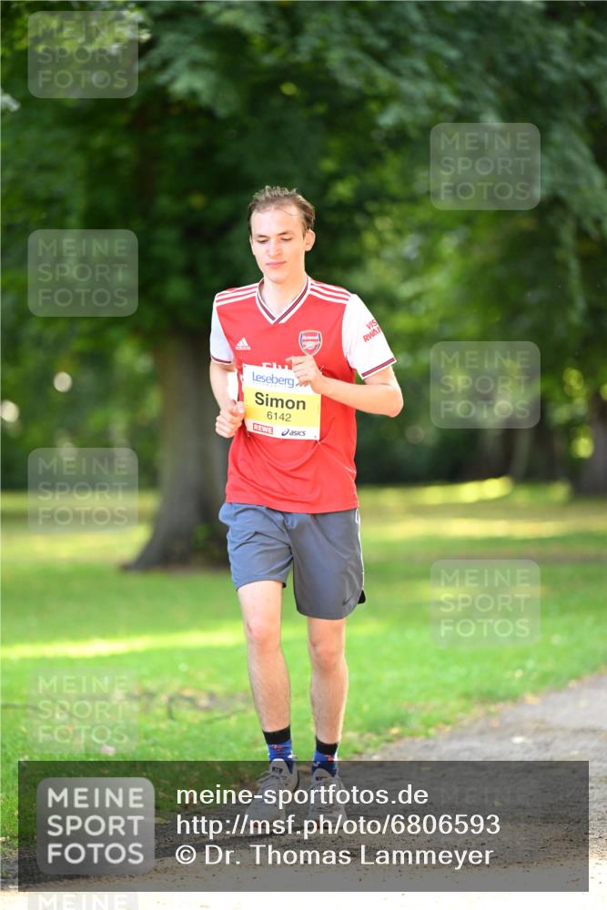 25.08.2024 - 20. Blankeneser Heldenlauf Dr. Thomas Lammeyer http://msf.ph/oto/6806593 25.08.2024 10:13:53 Laufen 6142 meine-sportfotos.de