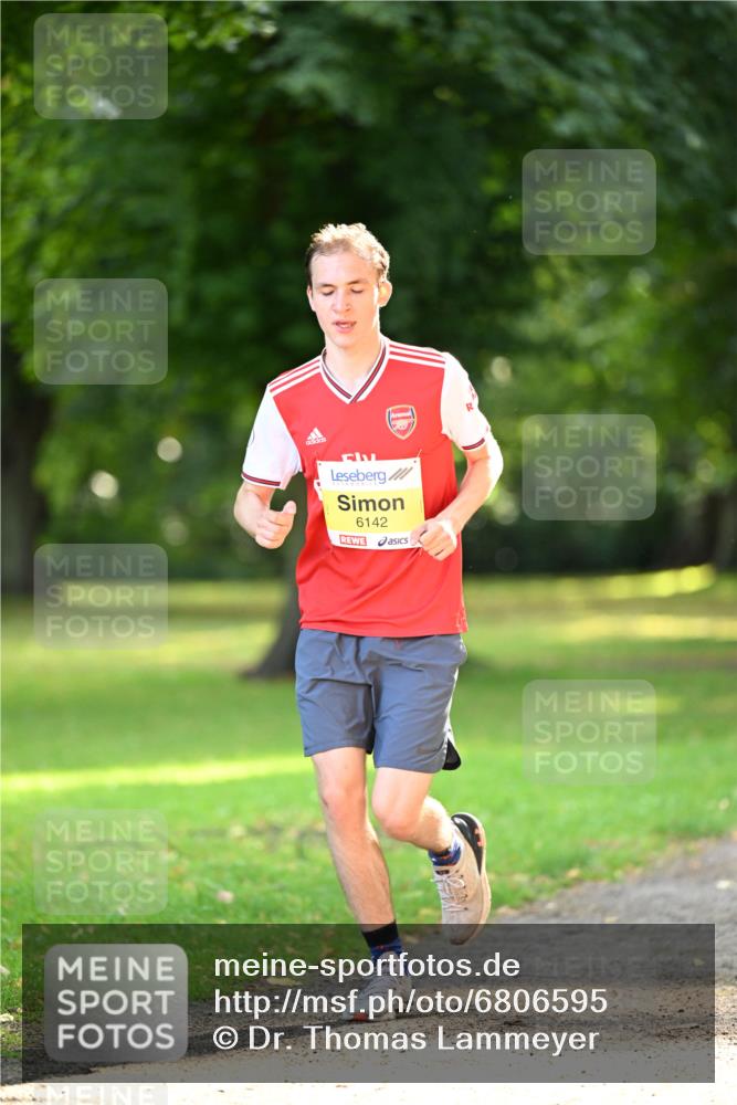 25.08.2024 - 20. Blankeneser Heldenlauf Dr. Thomas Lammeyer http://msf.ph/oto/6806595 25.08.2024 10:13:53 Laufen 6142 meine-sportfotos.de