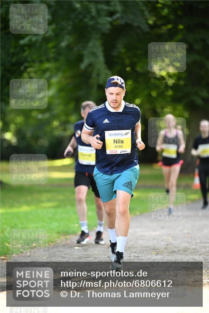 25.08.2024 - 20. Blankeneser Heldenlauf Dr. Thomas Lammeyer http://msf.ph/oto/6806612 25.08.2024 10:13:58 Laufen 6160 meine-sportfotos.de