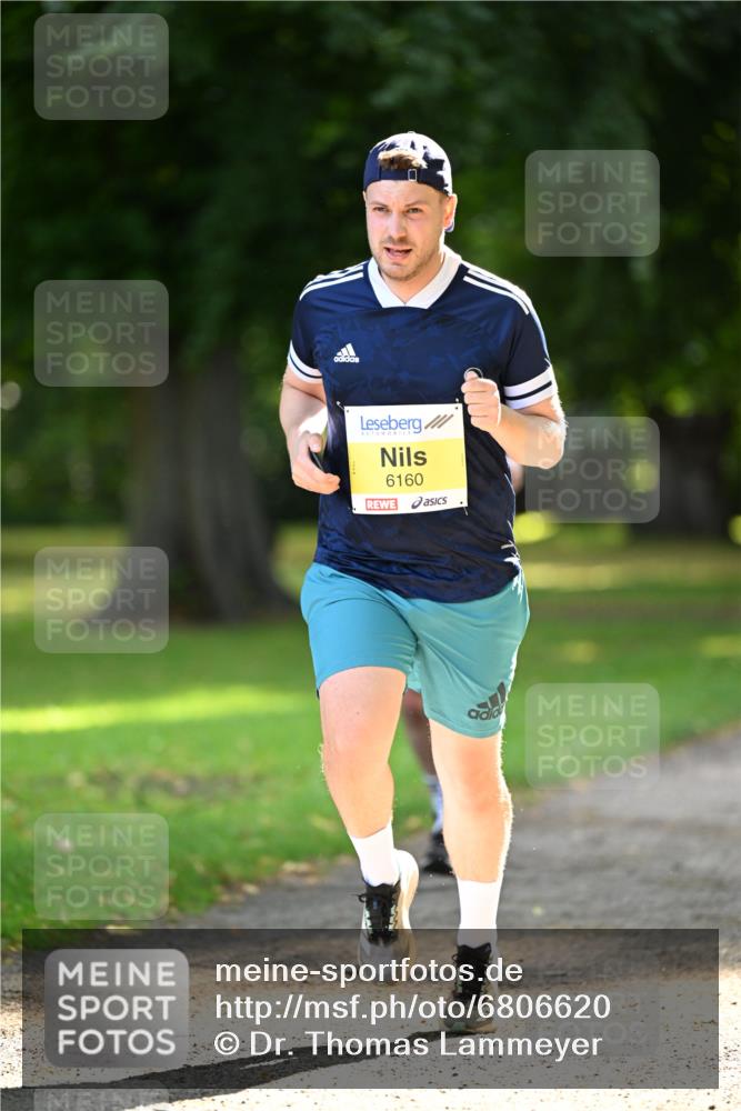 25.08.2024 - 20. Blankeneser Heldenlauf Dr. Thomas Lammeyer http://msf.ph/oto/6806620 25.08.2024 10:13:59 Laufen 6160 meine-sportfotos.de