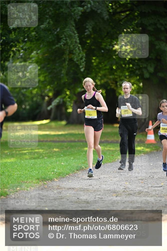 25.08.2024 - 20. Blankeneser Heldenlauf Dr. Thomas Lammeyer http://msf.ph/oto/6806623 25.08.2024 10:14:00 Laufen 6059, 6523, 623 meine-sportfotos.de