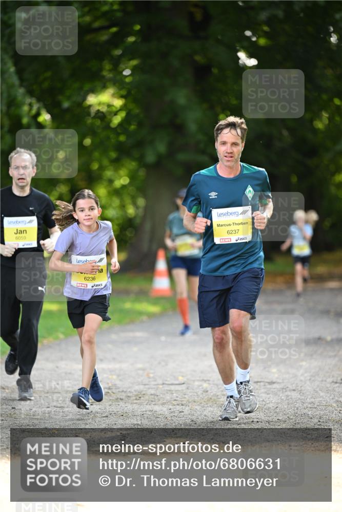 25.08.2024 - 20. Blankeneser Heldenlauf Dr. Thomas Lammeyer http://msf.ph/oto/6806631 25.08.2024 10:14:03 Laufen 6059, 6236, 6237 meine-sportfotos.de