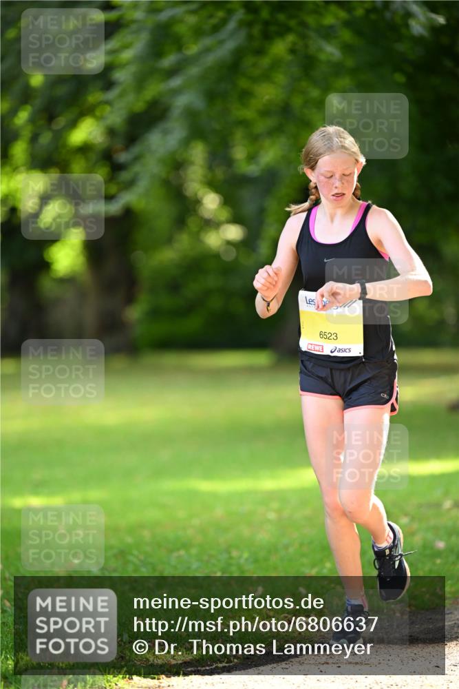 25.08.2024 - 20. Blankeneser Heldenlauf Dr. Thomas Lammeyer http://msf.ph/oto/6806637 25.08.2024 10:14:04 Laufen 6523 meine-sportfotos.de