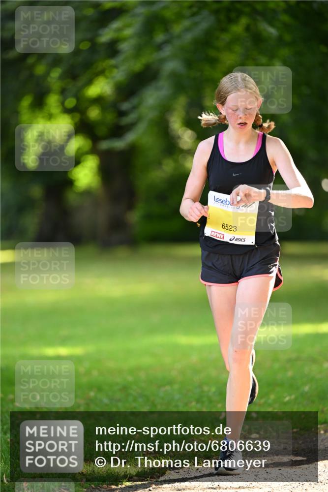 25.08.2024 - 20. Blankeneser Heldenlauf Dr. Thomas Lammeyer http://msf.ph/oto/6806639 25.08.2024 10:14:05 Laufen 6523 meine-sportfotos.de