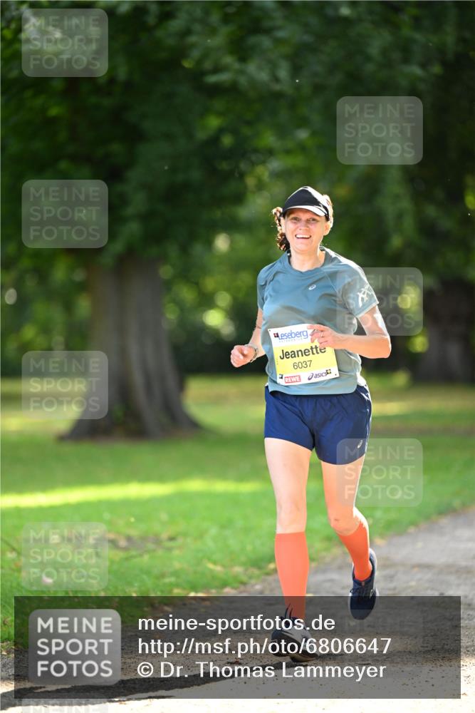 25.08.2024 - 20. Blankeneser Heldenlauf Dr. Thomas Lammeyer http://msf.ph/oto/6806647 25.08.2024 10:14:08 Laufen 6037 meine-sportfotos.de