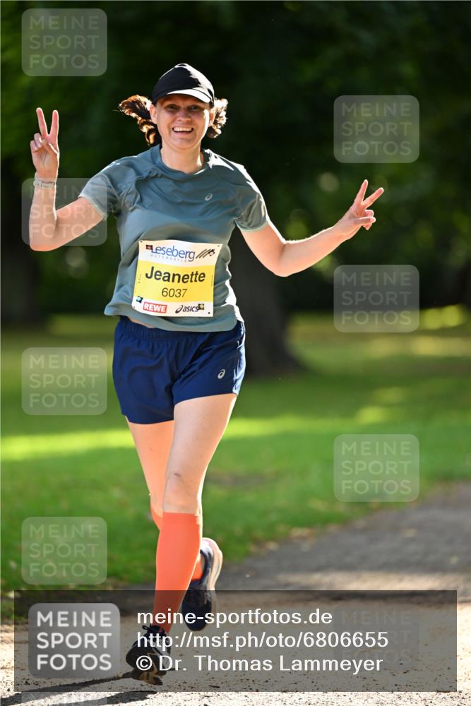 25.08.2024 - 20. Blankeneser Heldenlauf Dr. Thomas Lammeyer http://msf.ph/oto/6806655 25.08.2024 10:14:10 Laufen 6037 meine-sportfotos.de