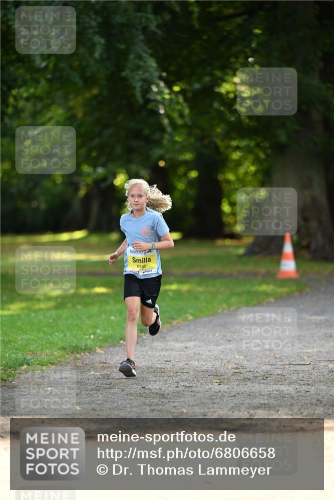 25.08.2024 - 20. Blankeneser Heldenlauf Dr. Thomas Lammeyer http://msf.ph/oto/6806658 25.08.2024 10:14:11 Laufen 6445 meine-sportfotos.de