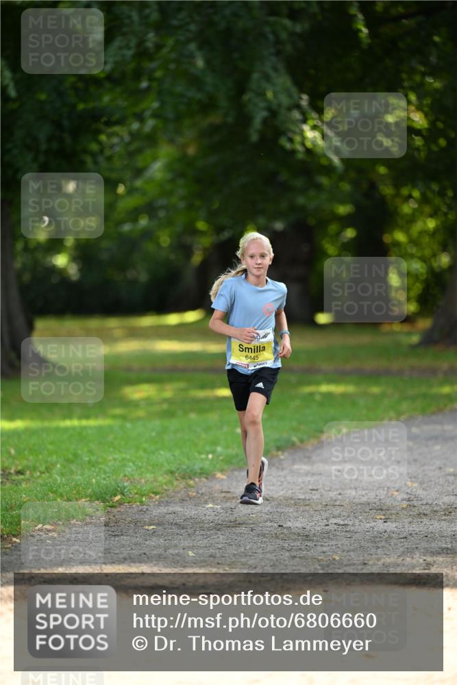 25.08.2024 - 20. Blankeneser Heldenlauf Dr. Thomas Lammeyer http://msf.ph/oto/6806660 25.08.2024 10:14:11 Laufen 6445 meine-sportfotos.de