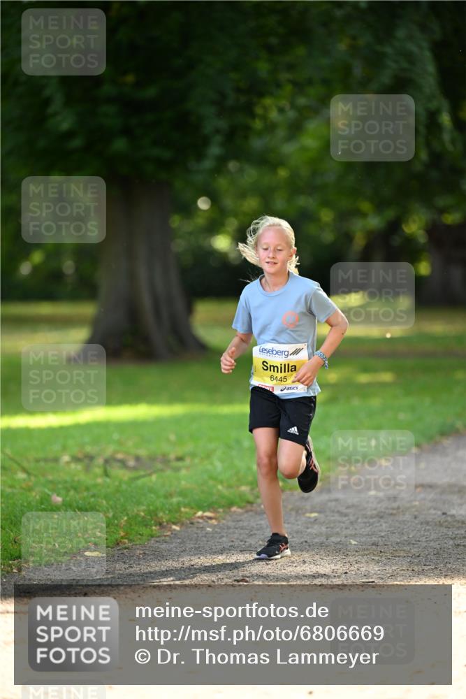 25.08.2024 - 20. Blankeneser Heldenlauf Dr. Thomas Lammeyer http://msf.ph/oto/6806669 25.08.2024 10:14:12 Laufen 6445 meine-sportfotos.de