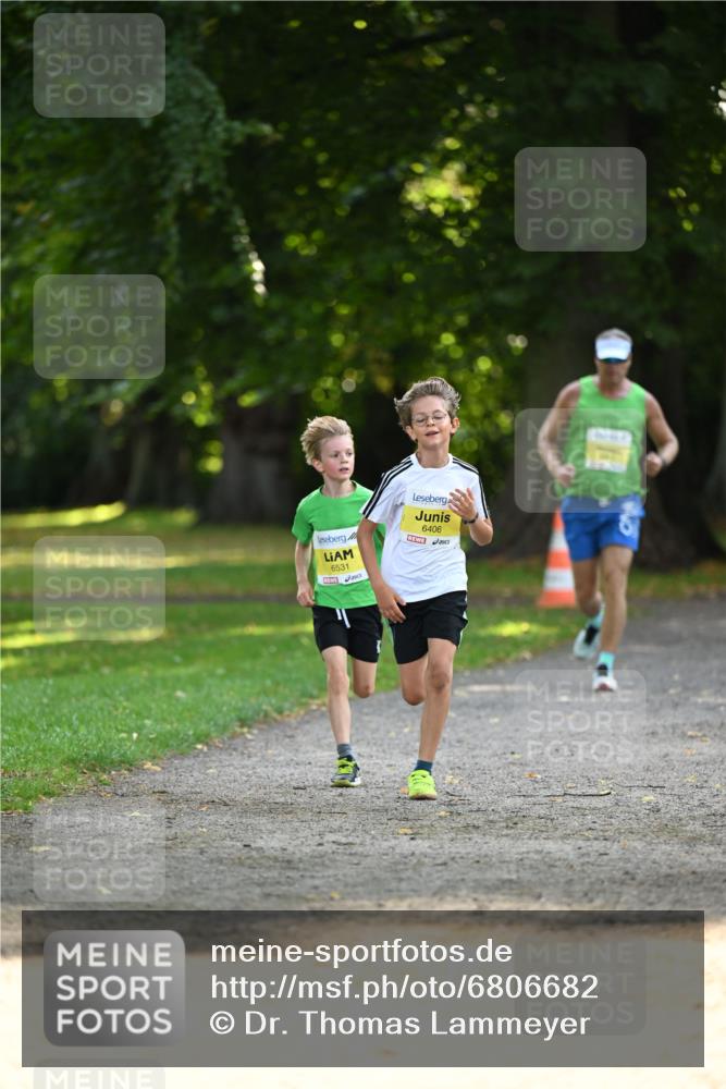 25.08.2024 - 20. Blankeneser Heldenlauf Dr. Thomas Lammeyer http://msf.ph/oto/6806682 25.08.2024 10:14:16 Laufen 6531, 6406 meine-sportfotos.de