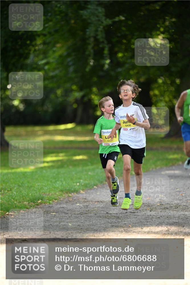 25.08.2024 - 20. Blankeneser Heldenlauf Dr. Thomas Lammeyer http://msf.ph/oto/6806688 25.08.2024 10:14:17 Laufen 6551, 6406 meine-sportfotos.de