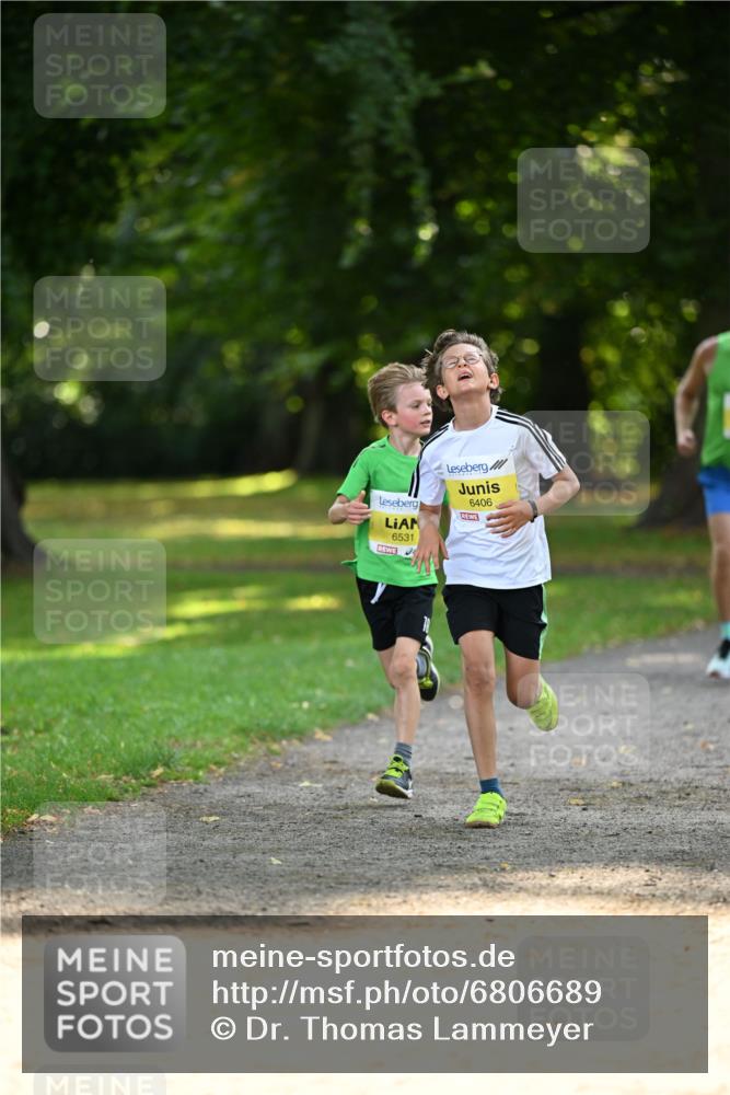 25.08.2024 - 20. Blankeneser Heldenlauf Dr. Thomas Lammeyer http://msf.ph/oto/6806689 25.08.2024 10:14:17 Laufen 6406, 6531 meine-sportfotos.de