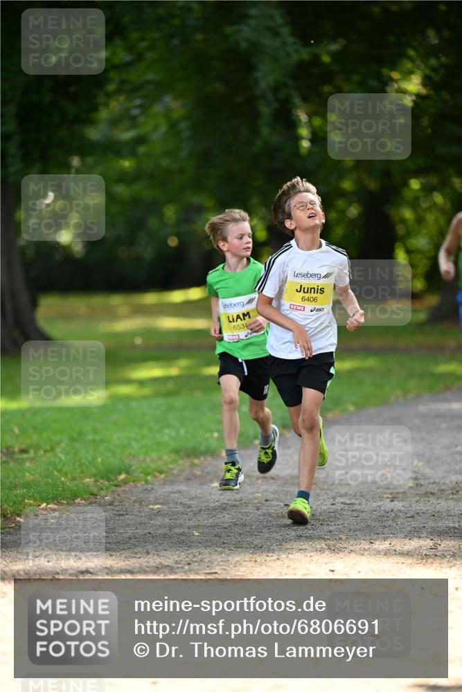 25.08.2024 - 20. Blankeneser Heldenlauf Dr. Thomas Lammeyer http://msf.ph/oto/6806691 25.08.2024 10:14:17 Laufen 6534, 6406 meine-sportfotos.de