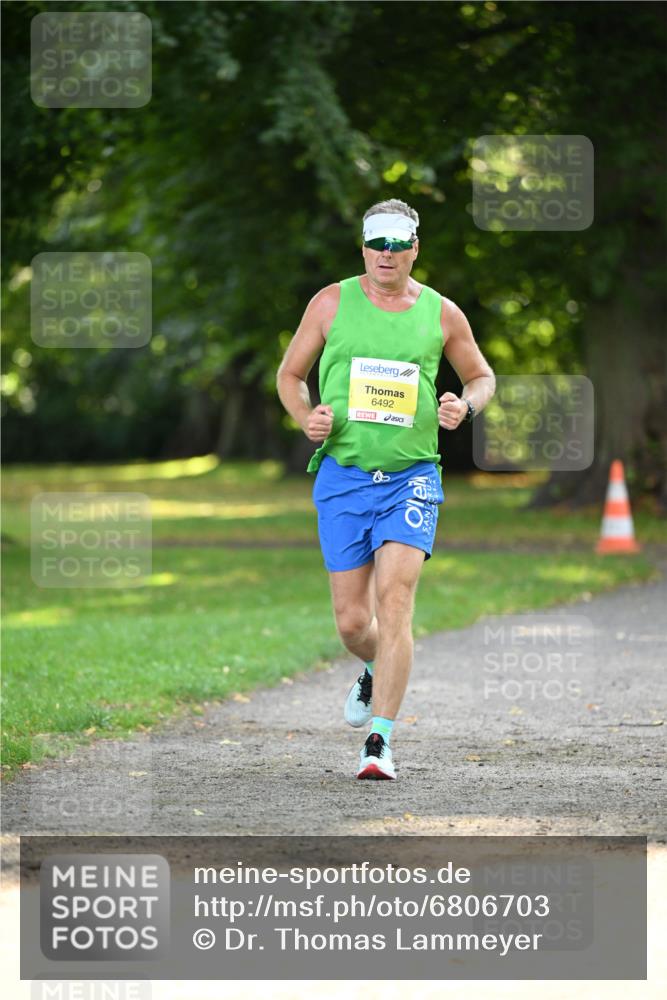 25.08.2024 - 20. Blankeneser Heldenlauf Dr. Thomas Lammeyer http://msf.ph/oto/6806703 25.08.2024 10:14:21 Laufen 6492 meine-sportfotos.de