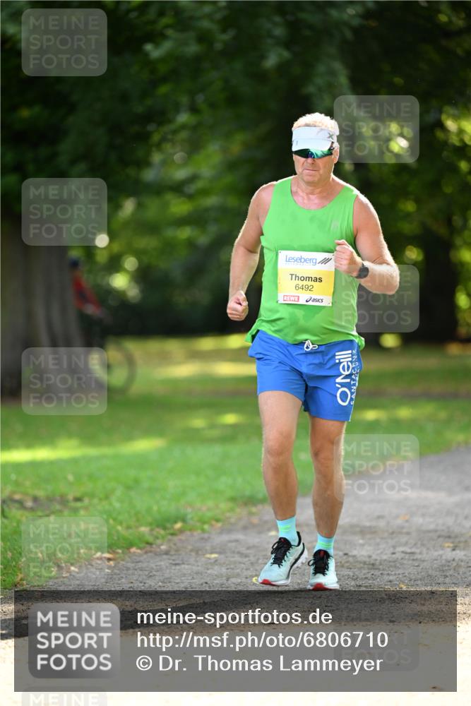25.08.2024 - 20. Blankeneser Heldenlauf Dr. Thomas Lammeyer http://msf.ph/oto/6806710 25.08.2024 10:14:21 Laufen 6492 meine-sportfotos.de