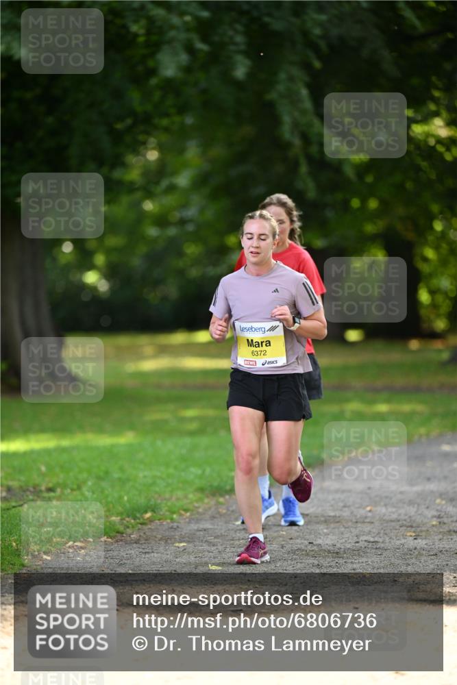 25.08.2024 - 20. Blankeneser Heldenlauf Dr. Thomas Lammeyer http://msf.ph/oto/6806736 25.08.2024 10:14:32 Laufen 6372 meine-sportfotos.de