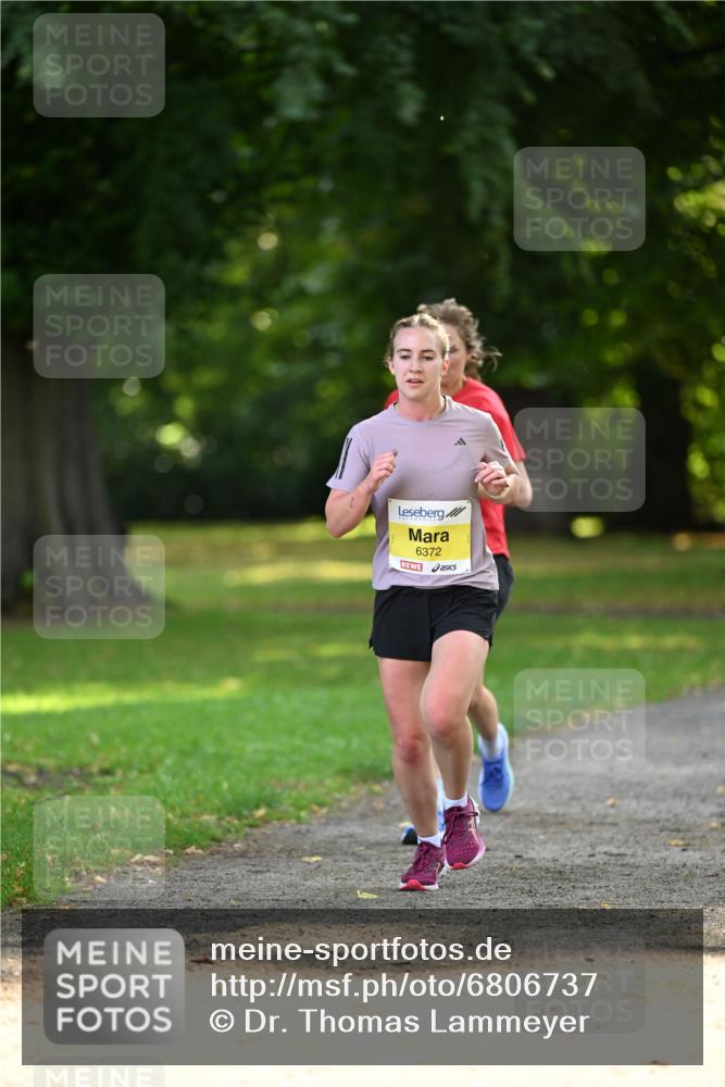 25.08.2024 - 20. Blankeneser Heldenlauf Dr. Thomas Lammeyer http://msf.ph/oto/6806737 25.08.2024 10:14:32 Laufen 6372 meine-sportfotos.de
